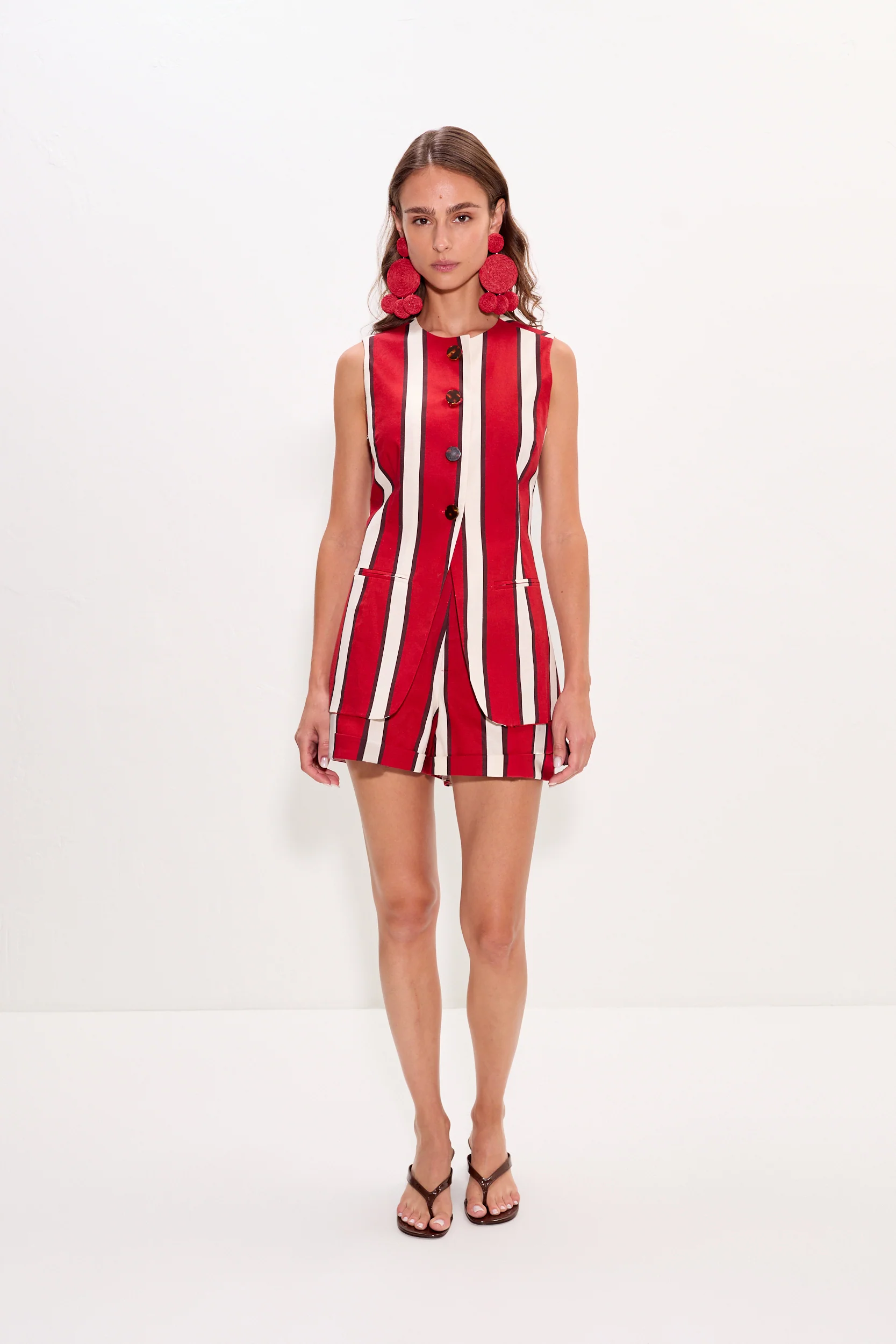 Como Linen Shorts in Venetian Red Stripe - Image 3