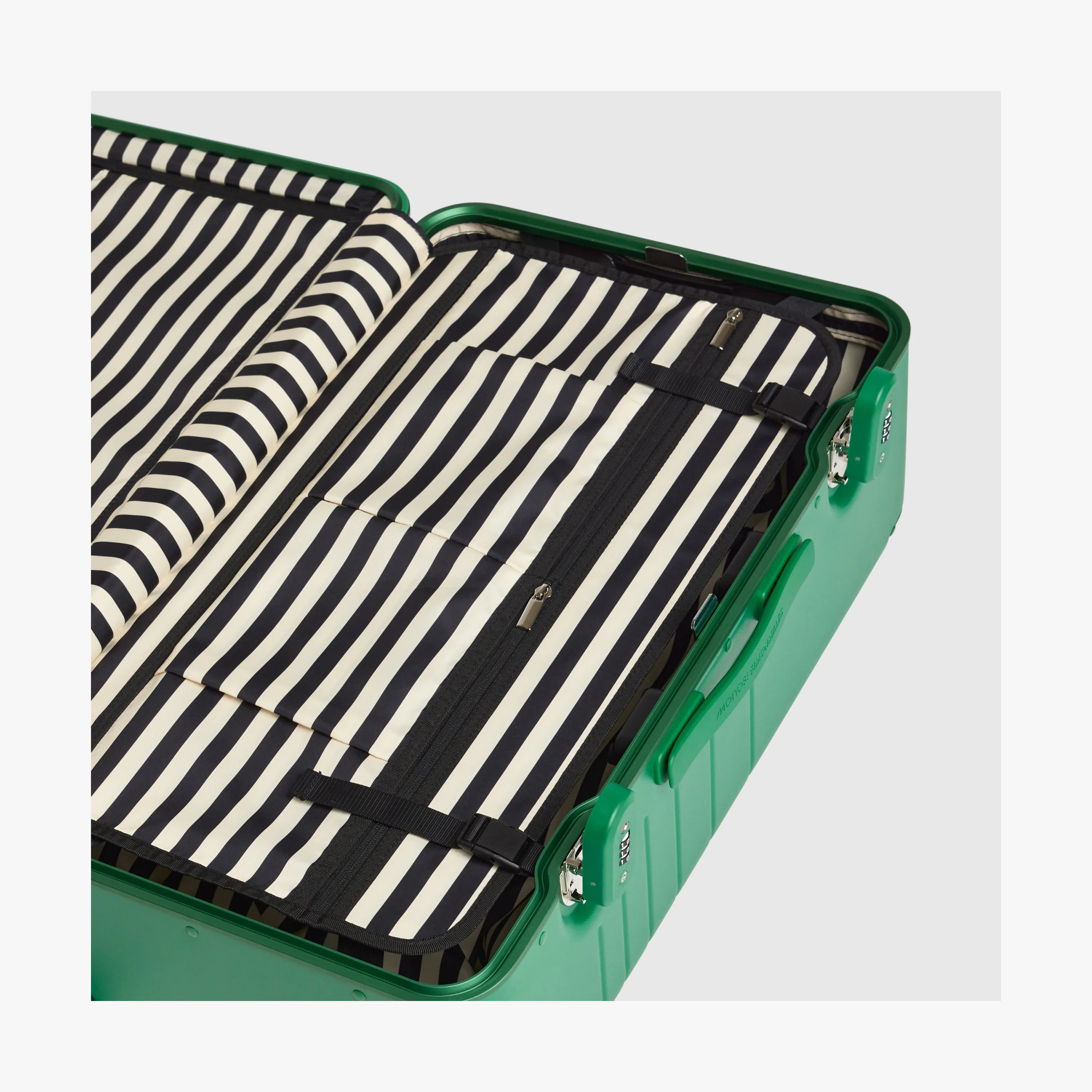 Hybrid Trunk Large In Jungle Green - Image 7