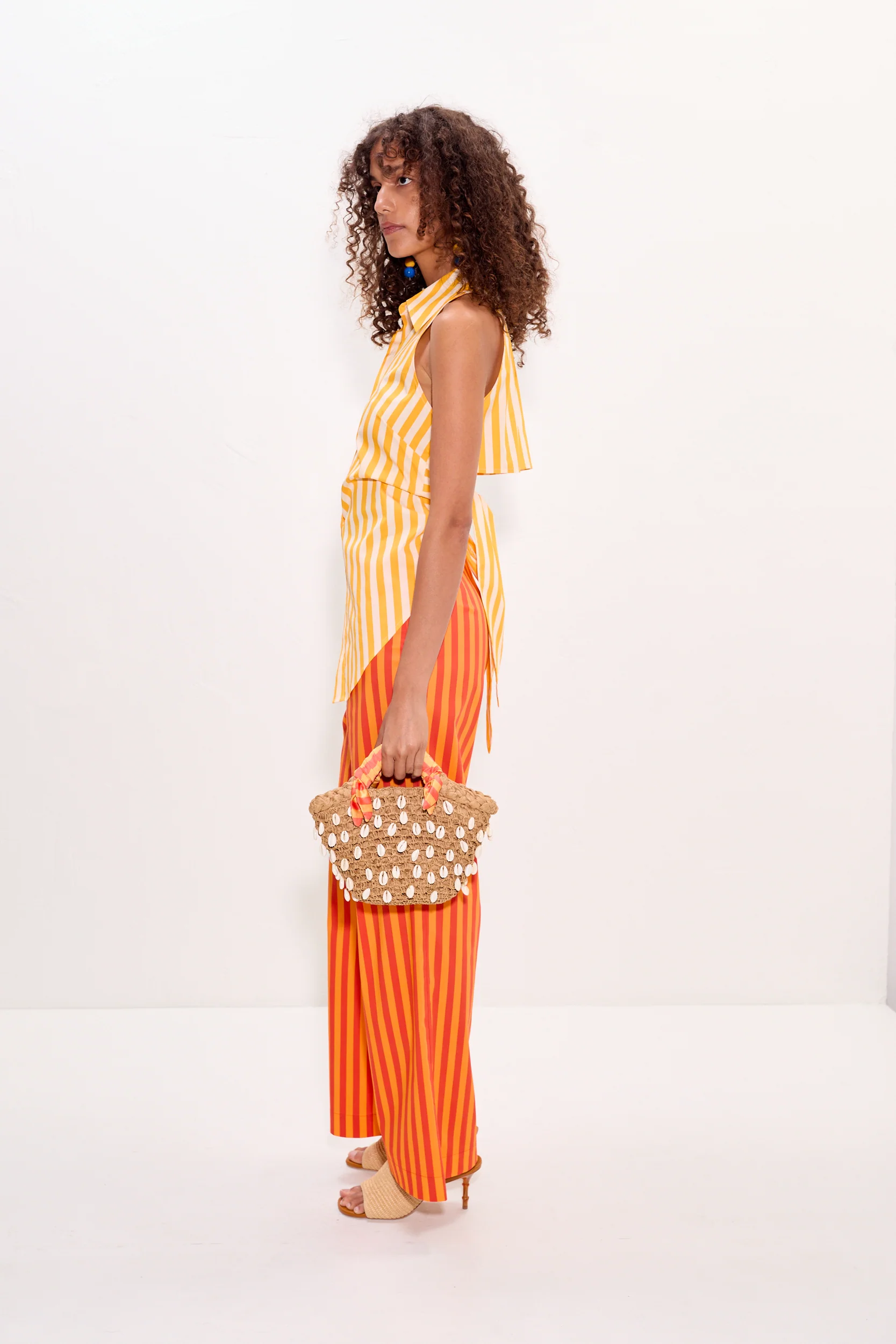 Loch Sleeveless Poplin Button Up in Sungold/Ecru Stripe - Image 4