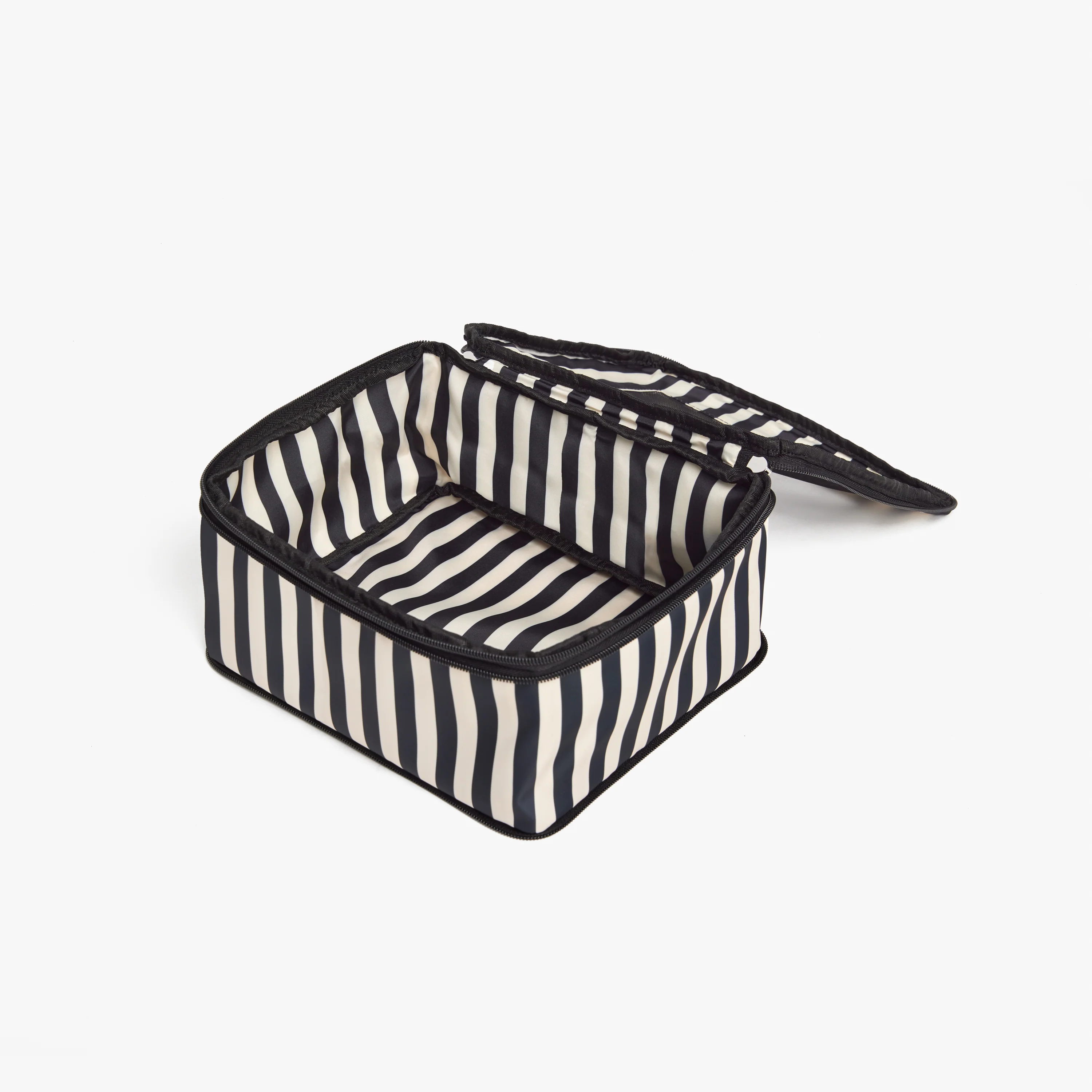 Packing Cubes Set of 4 In Black Stripe - Image 2